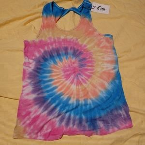 Hendrix twist tank
